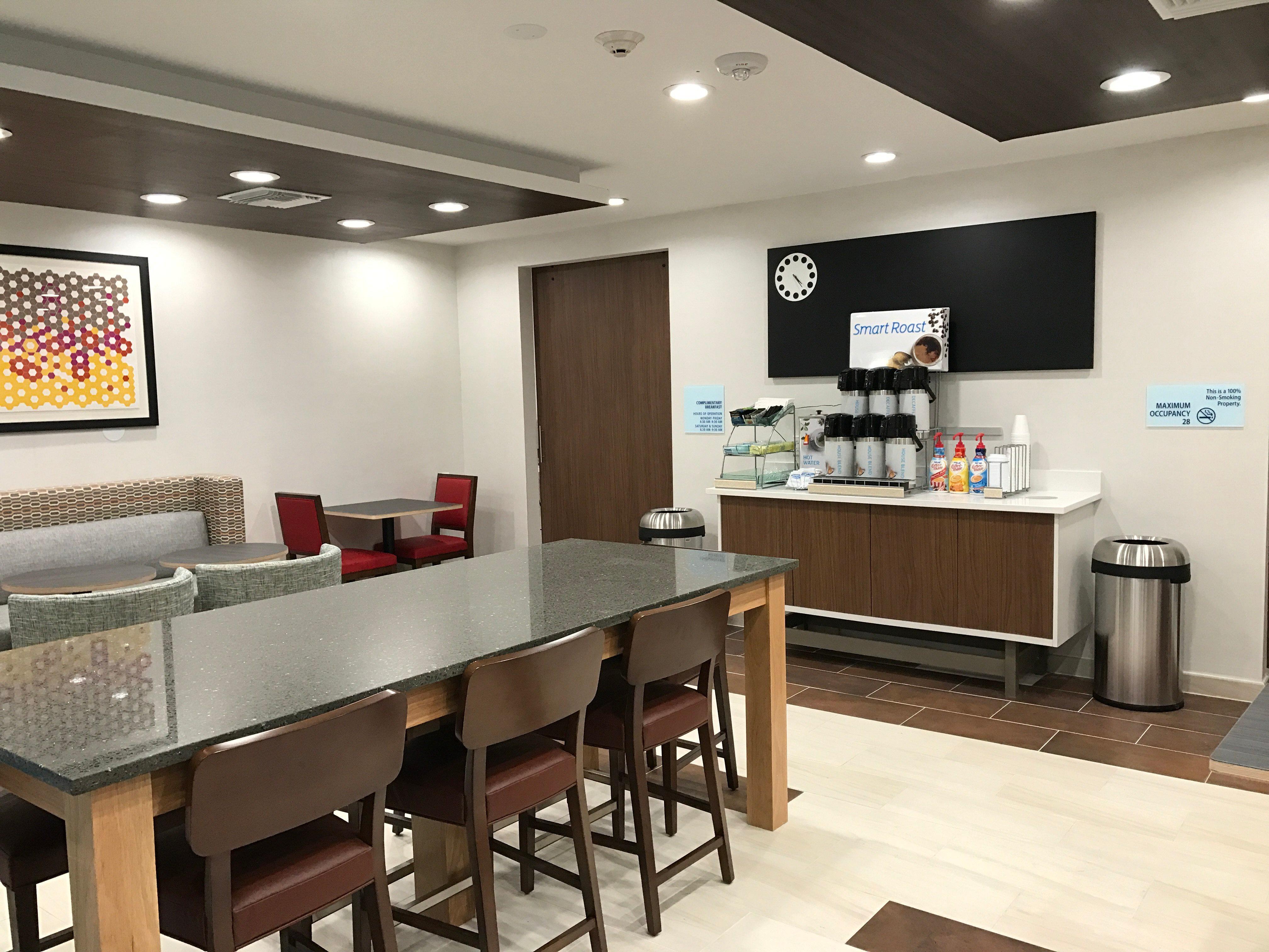 Holiday Inn Express - Naples South - I-75 By Ihg Golden Gate Eksteriør billede