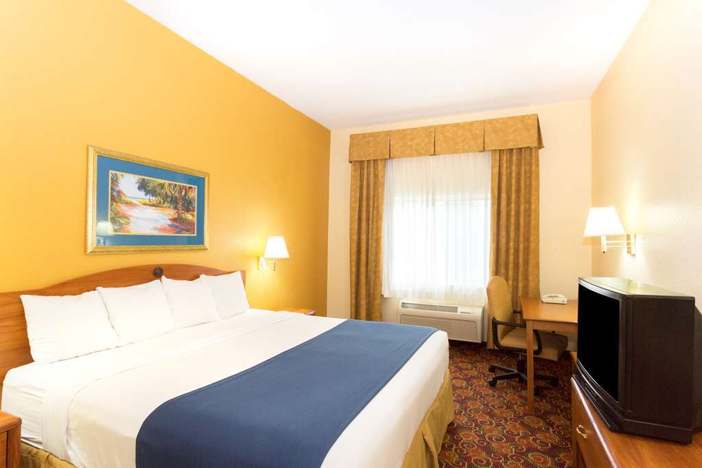 Holiday Inn Express - Naples South - I-75 By Ihg Golden Gate Værelse billede